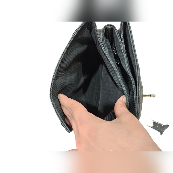 ❌️SOLD❌️⚜️Vintage ⚜️Chanel Black Caviar 'CC' Backpack - Picture 15 of 16